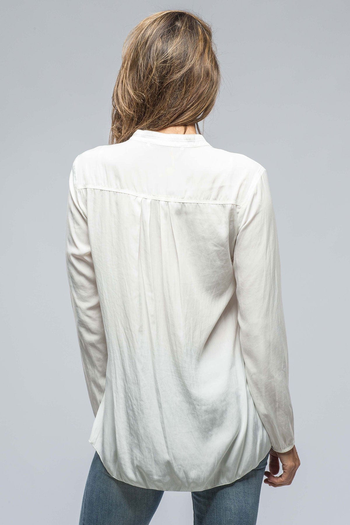 Caspian V-Neck Blouse - AXEL'S