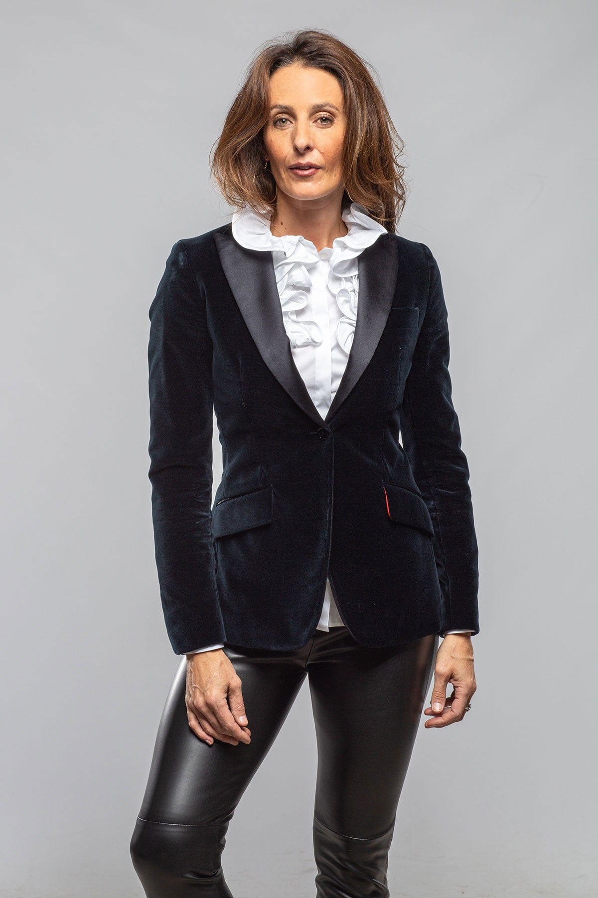 Belvest Belvedere Velvet Tuxedo Jacket In Navy Ladies - Tailored - Jackets