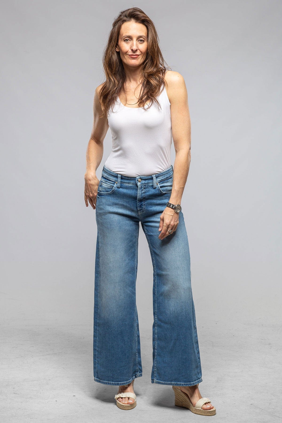 Cambio Palazzo Cropped Jean In Sunny Mid Splinted Ladies - Pants - Jeans