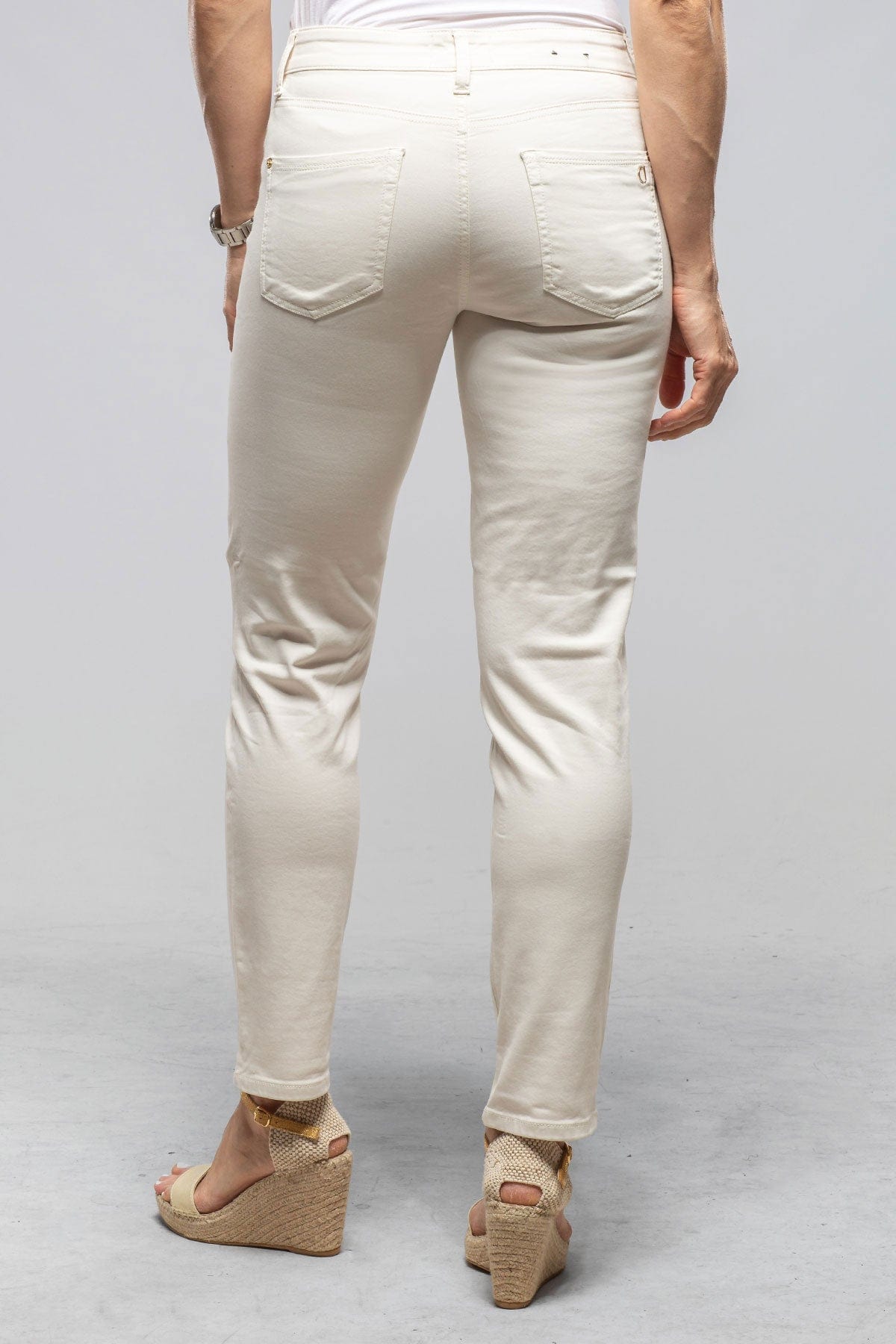 Cambio Piper Narrow Leg In Pure Chalk Ladies - Pants - Jeans