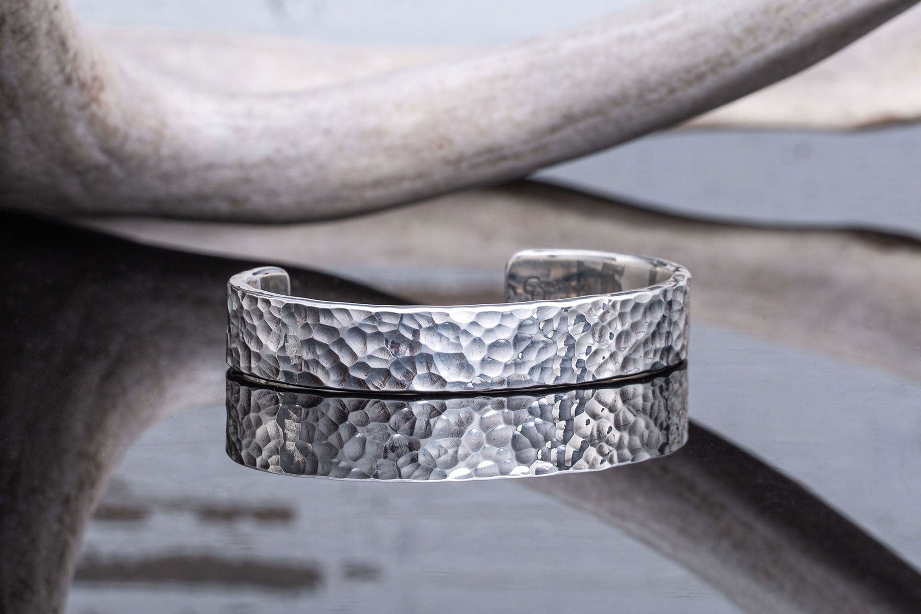 アクセサリー DOUBLE RL STERLING SILVER Hammered Cuff Silver Hammered Cuff Bracelet by RRL on Sale