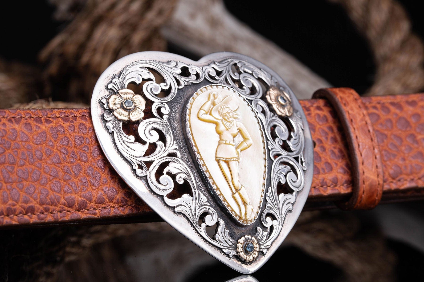 Mother of Pearl Trophy Buckle - AXEL'S