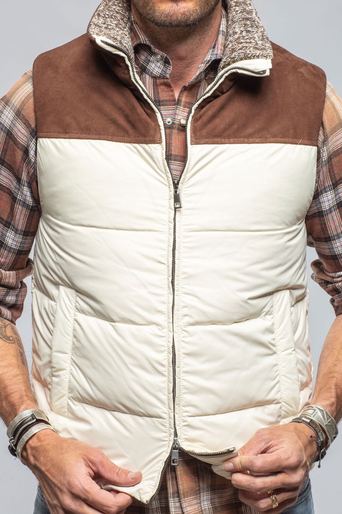 Vail Vest In White with Brown Suede - AXEL'S