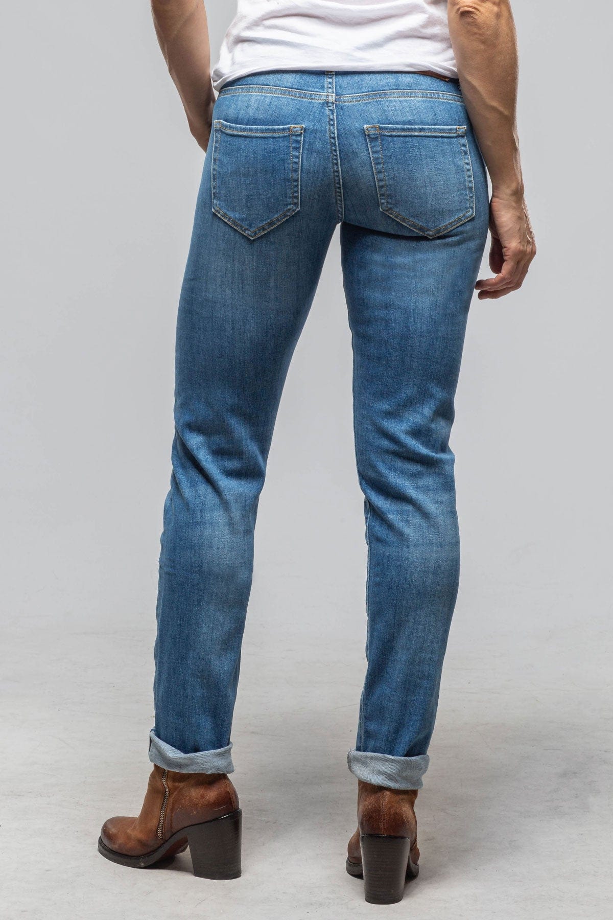 Alma Selvedge Denim Retro Straight Leg In Ripped & Repaired Mid Light Blue - AXEL'S