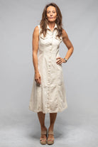 Cody Snap Sleeveless Dress In Natural - AXEL'S