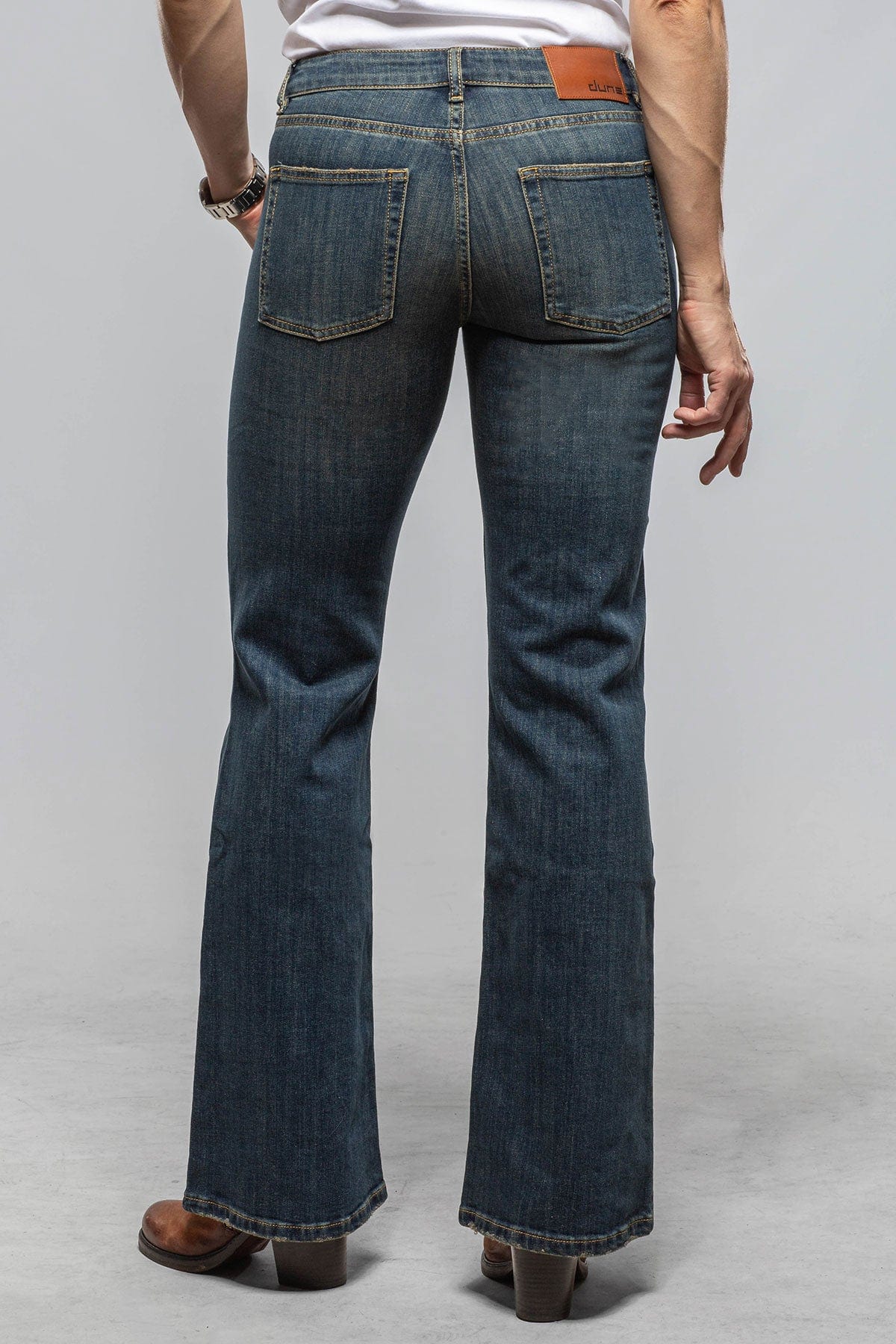 Dune Luna Vintage Denim Relaxed Flared In Mid Dark Blue Ladies - Pants - Jeans