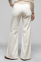 European Culture Collins Relaxed Leg Jean In Winter White Ladies - Pants - Jeans