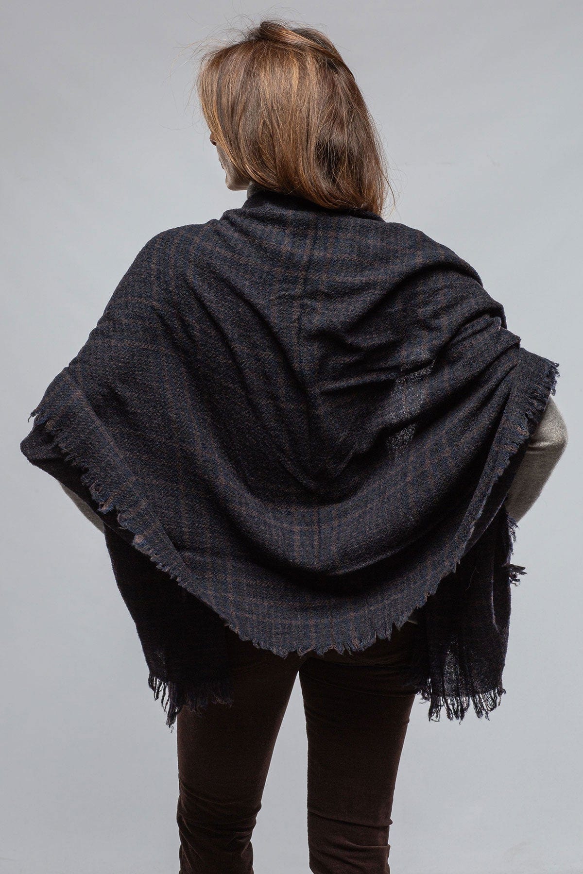 Perry Plaid Scarf In Navy - AXEL'S