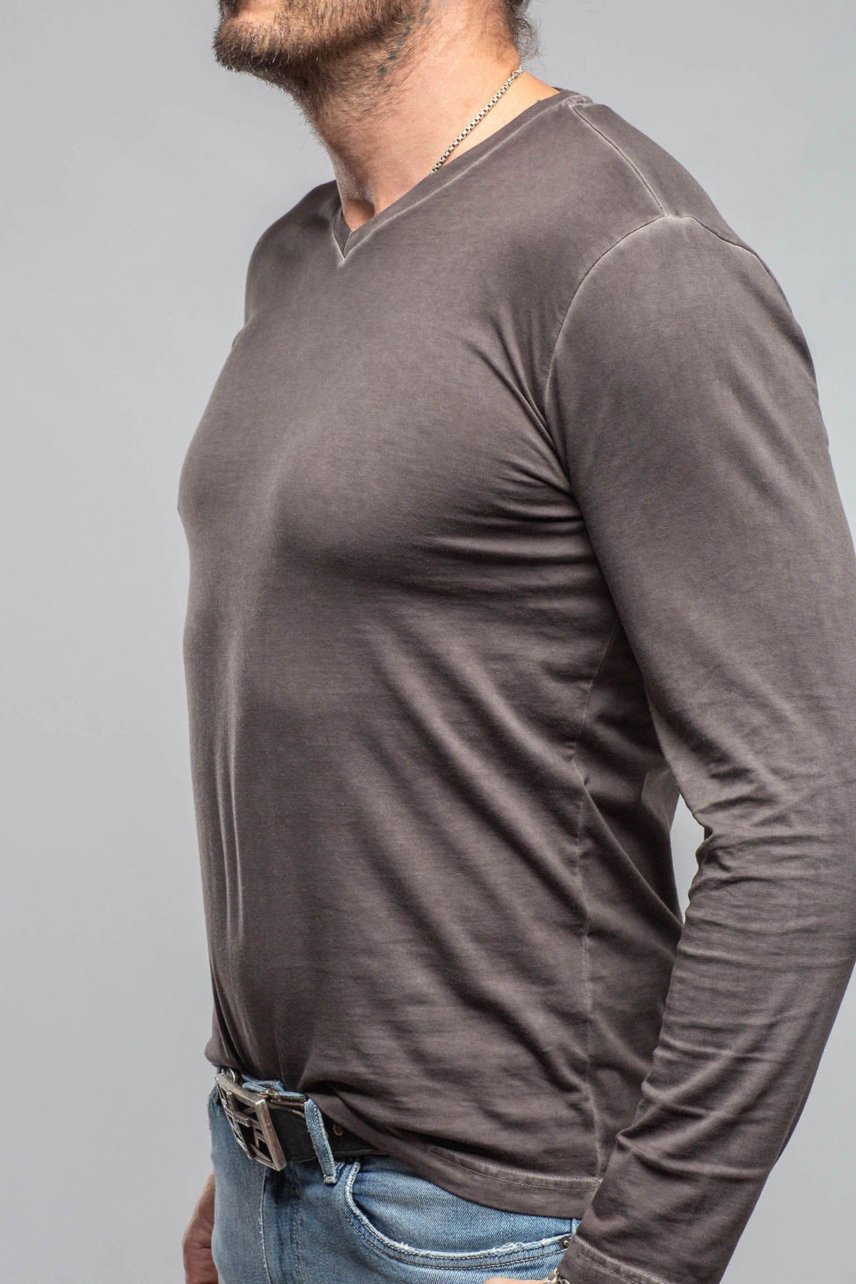 Georg Roth Del Mar LS V-Neck In Basalt Mens - Shirts - T-Shirts