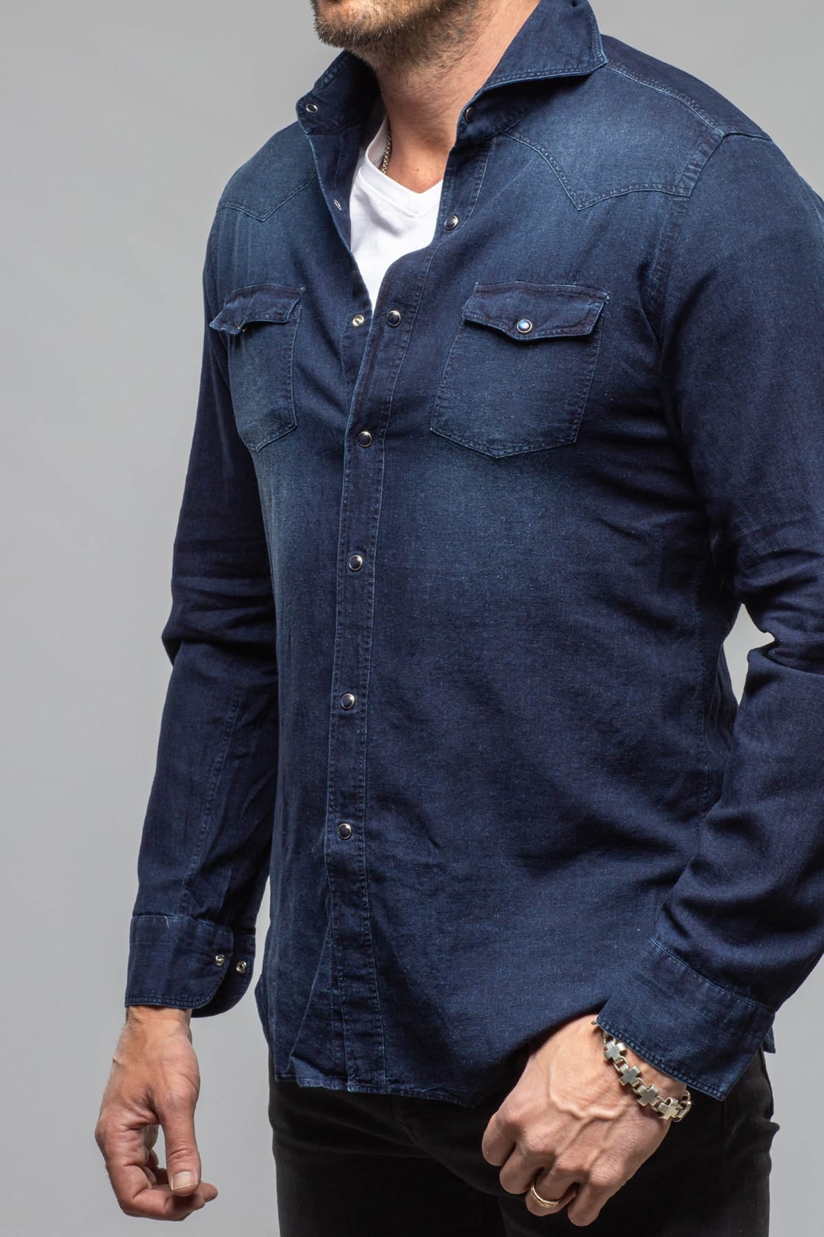 Round Rock Chambray Western Snap Shirt In Dark Blue - AXEL'S