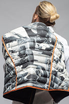 Saxan II Nubuck Vest In Navy - AXEL'S