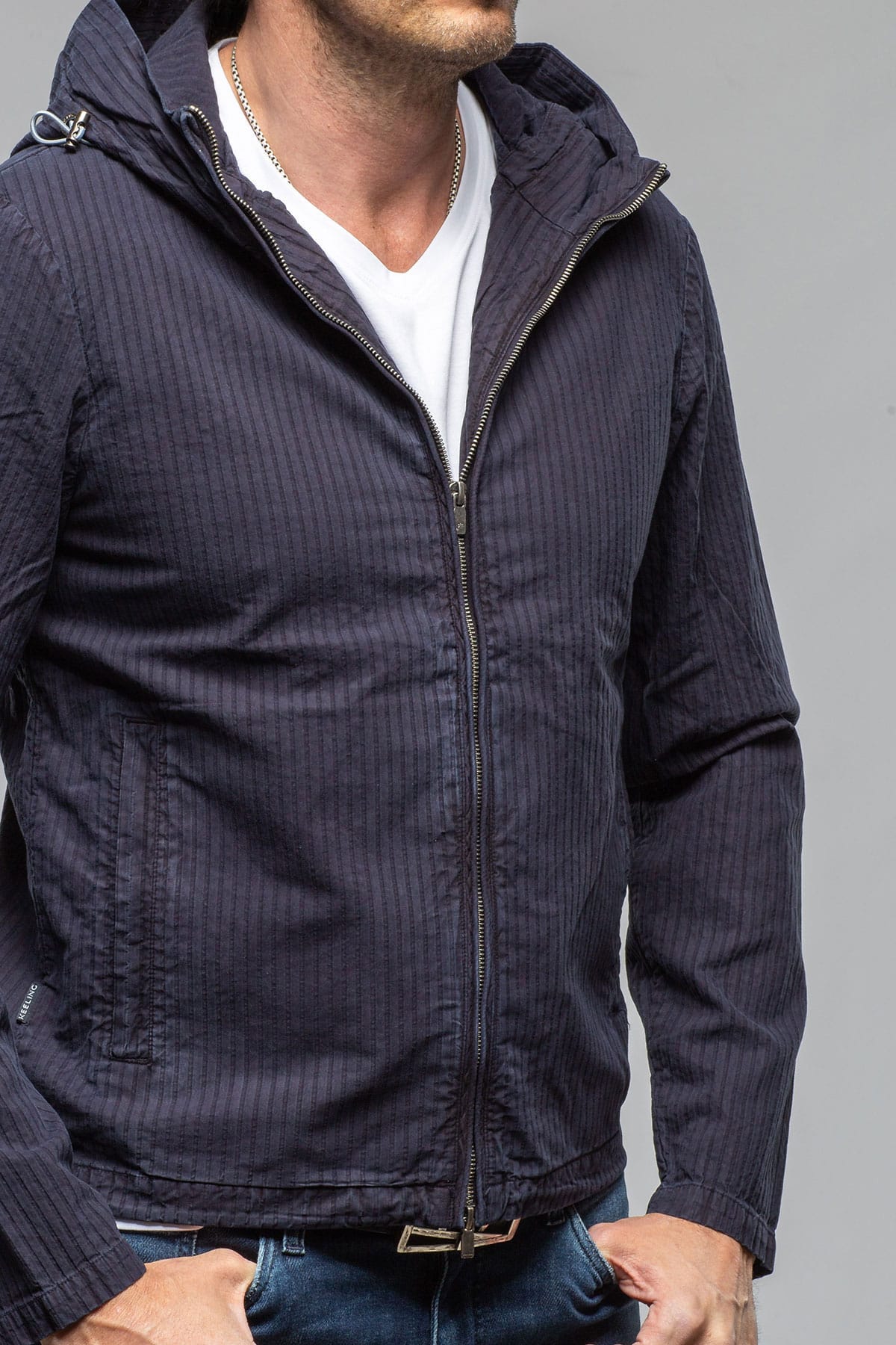 Pitcairn Light Jacket In Dark Navy - AXEL'S