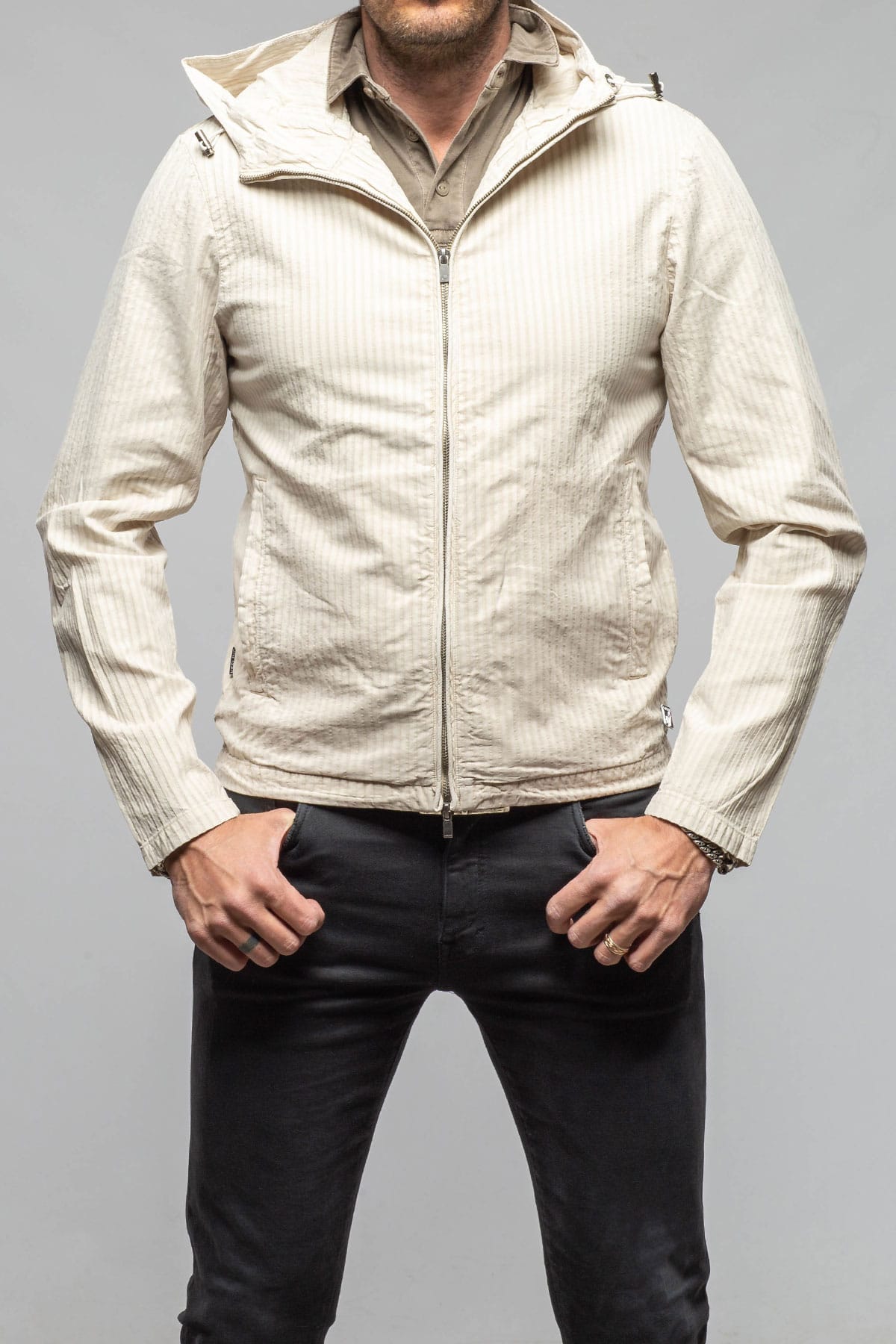 Pitcairn Light Hoodie Jacket In Khaki - AXEL'S