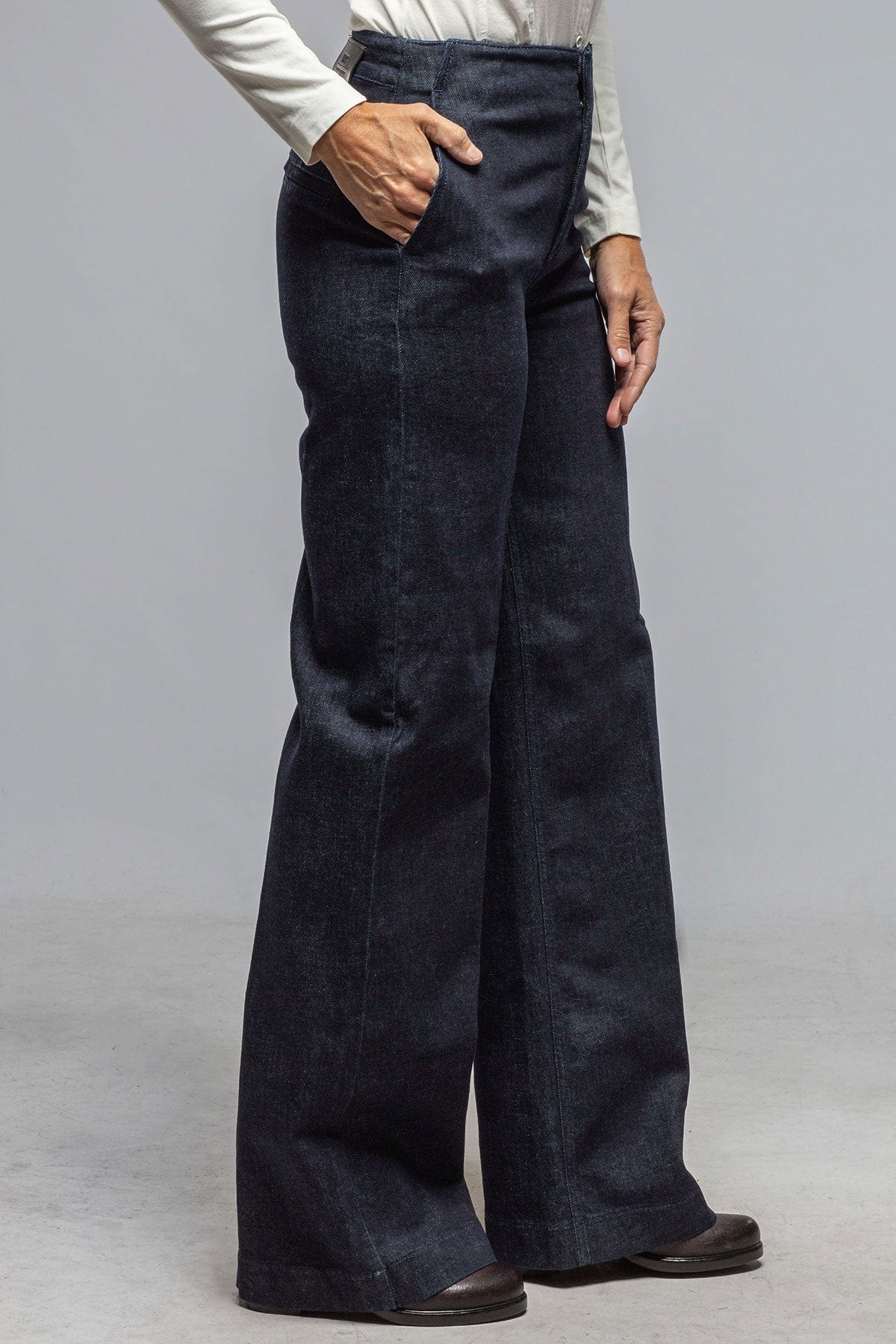 【MODERNIF】Lovey Linen Wide Denim Pants MODERNIF】Lovey Linen Wide Denim Pants
