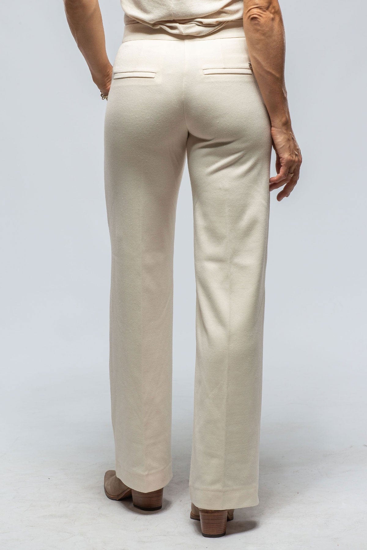 White Dyed Knit Boot Cut Trouser – SAFAROVA