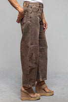 Mac Jeans MAC Dakota Barrel In Brown Crinkle Wash Ladies - Pants - Jeans