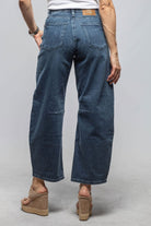 MAC Dakota Barrel Leg Jean In Vintage Netwash - AXEL'S