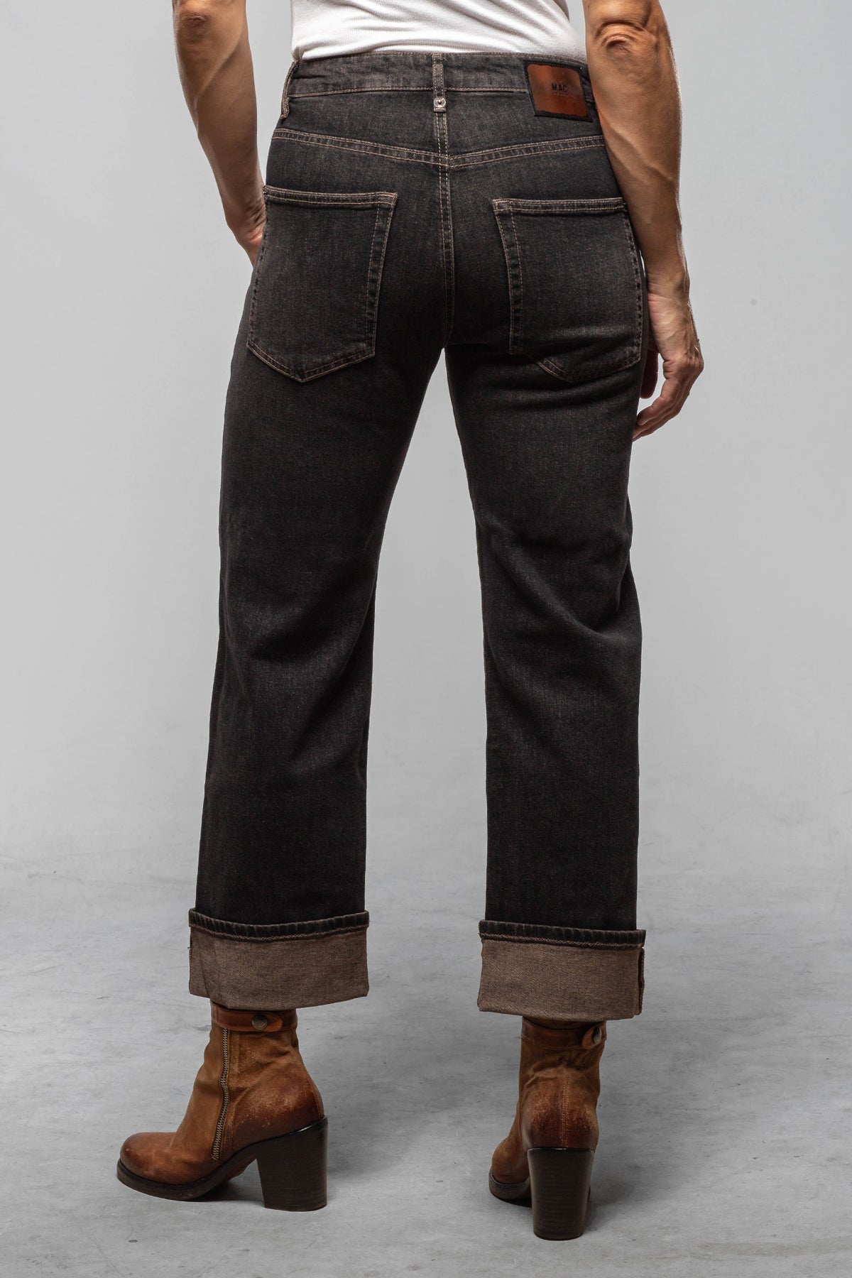 Mac Jeans MAC Dream Baggy Straight In Brown Tinted Black Ladies - Pants - Jeans