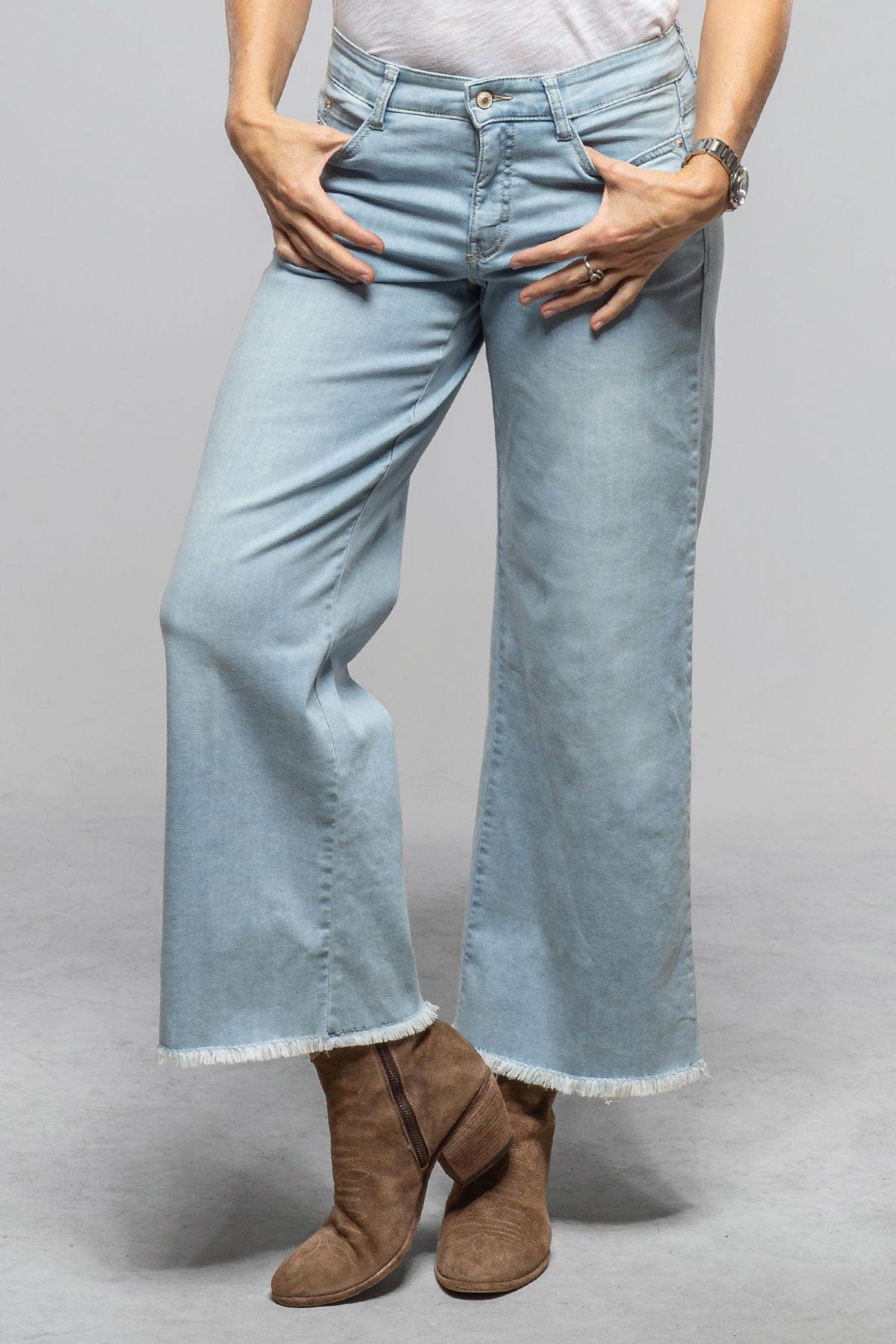 Mac Jeans MAC Dream Wide Cropped Wonderlight In Light Azure Blue Ladies - Pants - Jeans