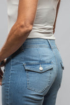 MAC Jamie Cropped Lightweight Denim In Blue High-Low Wash - AXEL'S