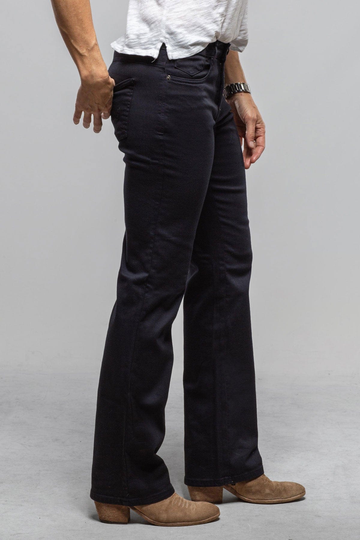 Mac Jeans MAC Laura Authentic High Stretch Gabardine In Navy Ladies - Pants - Jeans
