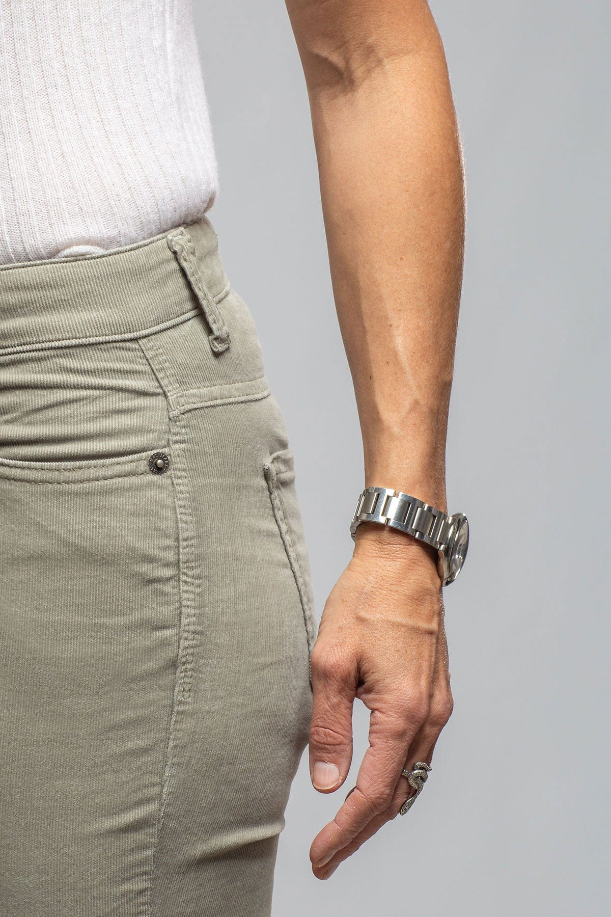 Mac Jeans MAC Laura Baby Soft Cord In Thyme Ladies - Pants - Jeans