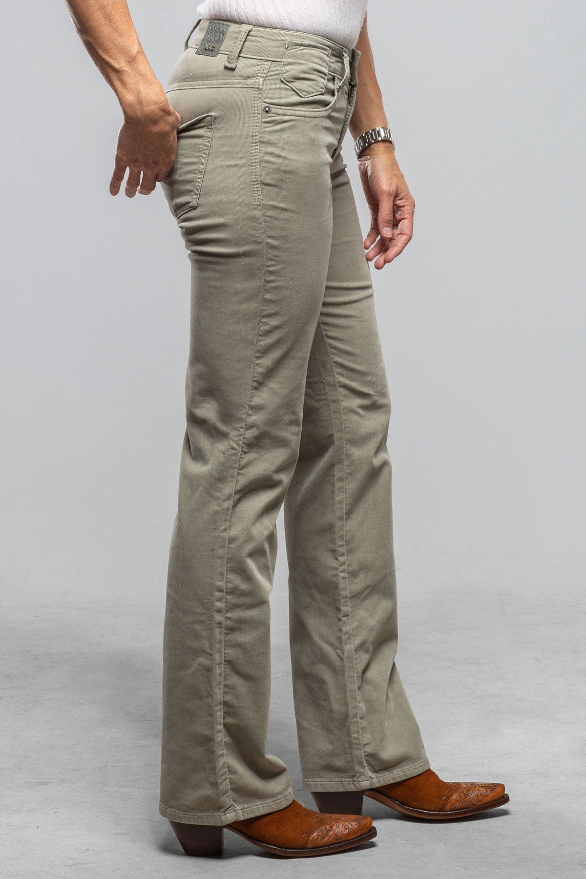 Mac Jeans MAC Laura Baby Soft Cord In Thyme Ladies - Pants - Jeans