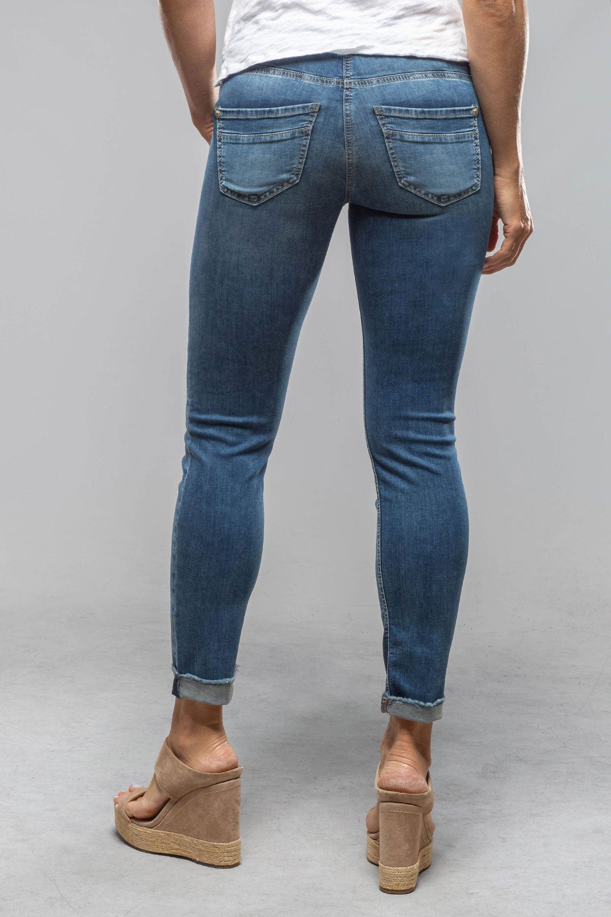 MAC Rich Slim Cropped Fringe in Navy Heavy Destroyed - AXEL'S