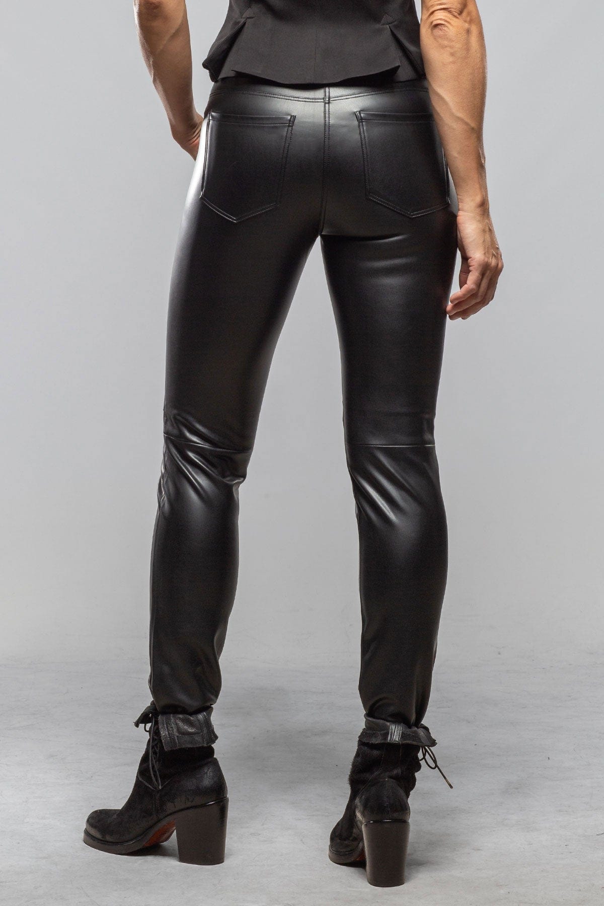 Mac Jeans MAC Skinny Vegan Stretch Leather Pant In Black Ladies - Pants - Leather