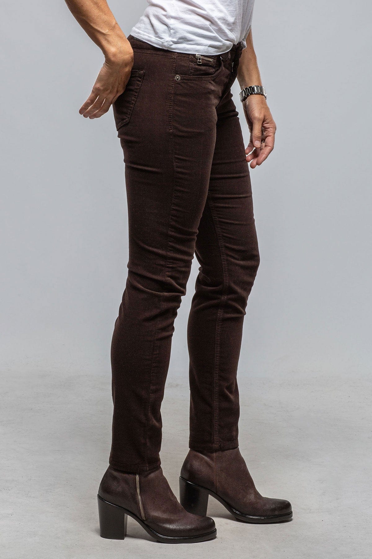 Mac Jeans MAC Slim Baby Soft Corduroy In Truffle Brown | Ladies - Pants - Jeans