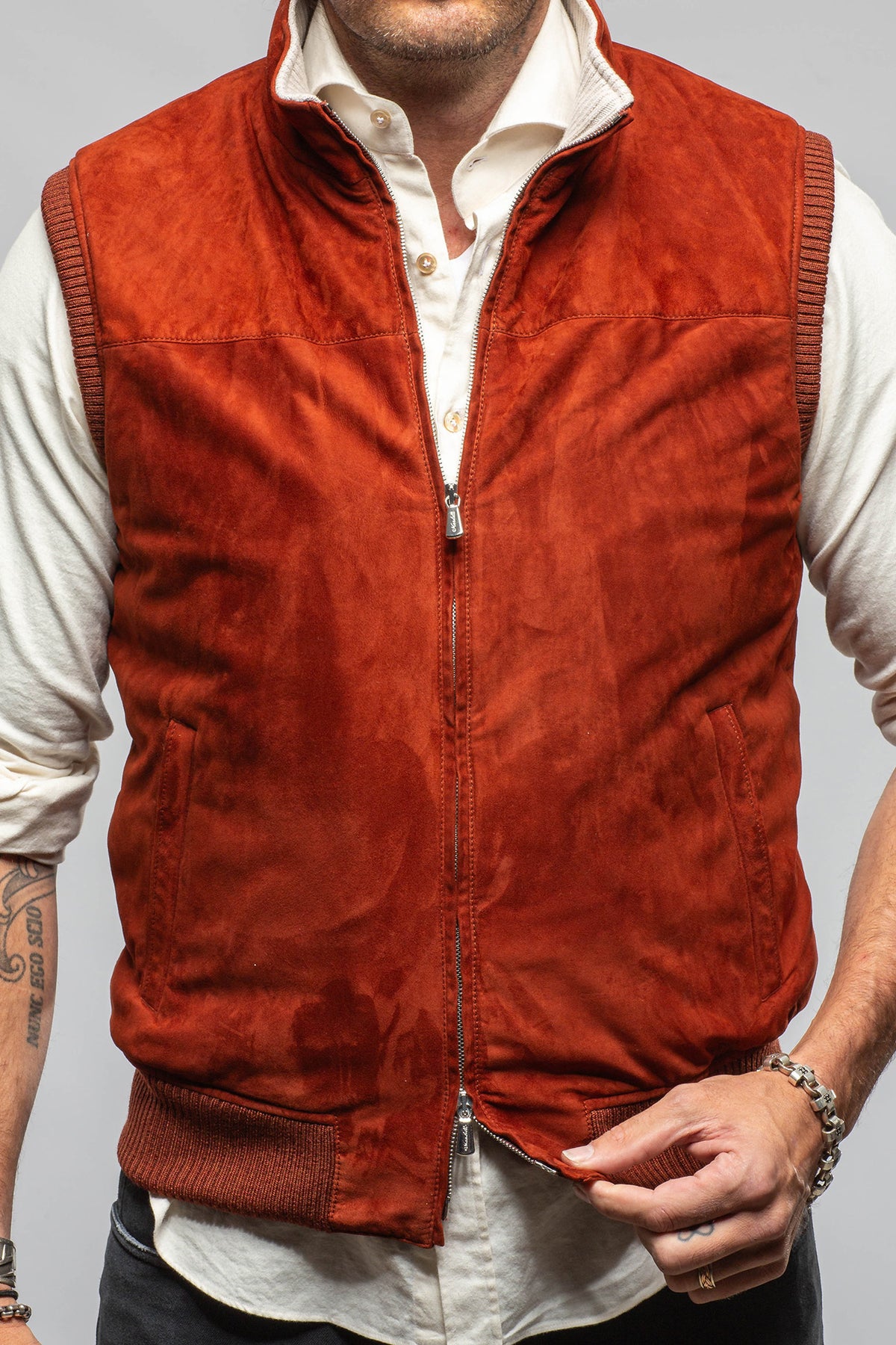 Mandelli Midler Suede Vest In Brick Mens - Outerwear - Leather