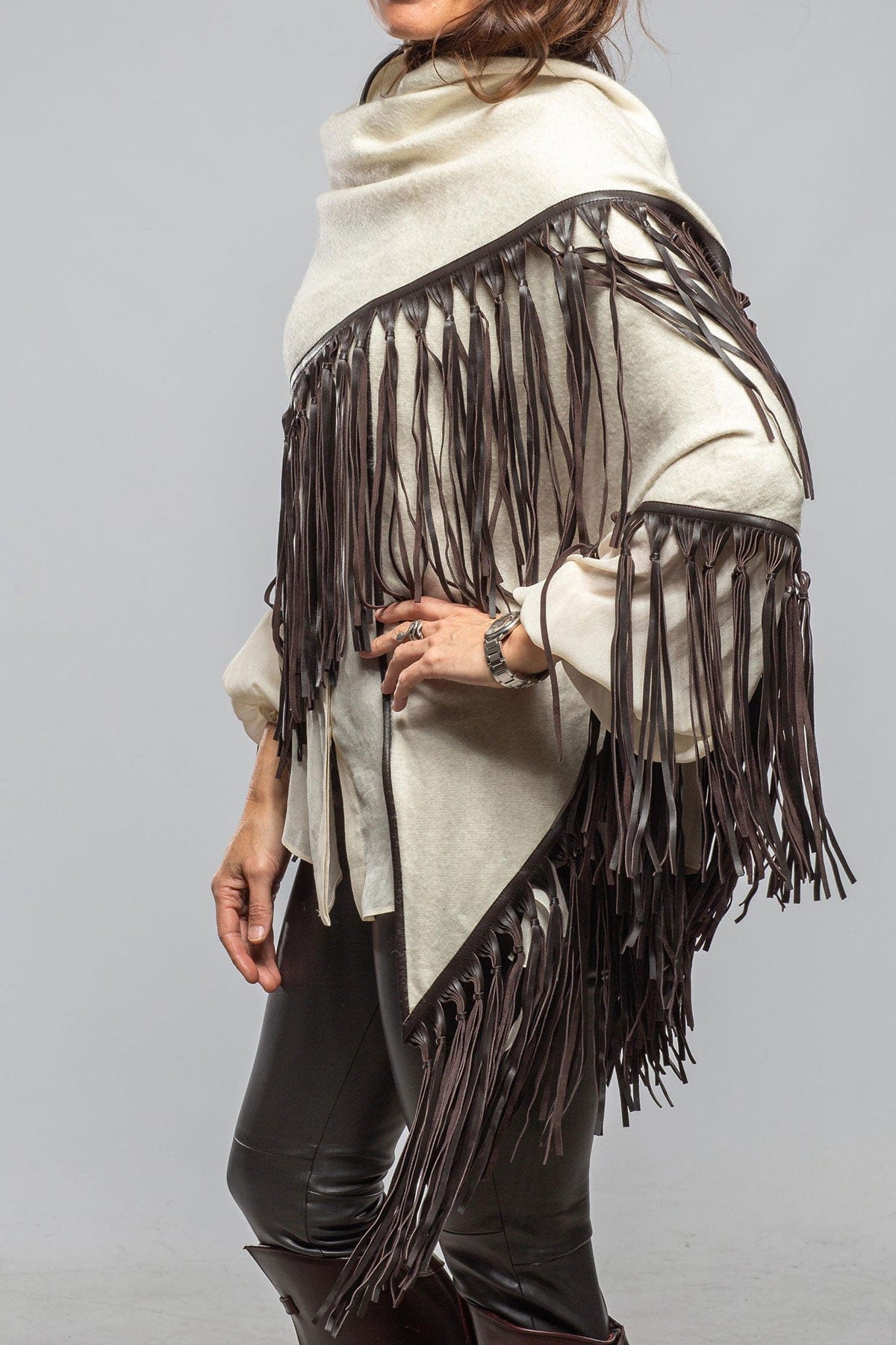 Miraggio Ponderosa Cashmere Ecru Shawl W/ Chocolate Plonge Fringe Ladies - Accessories - Scarves