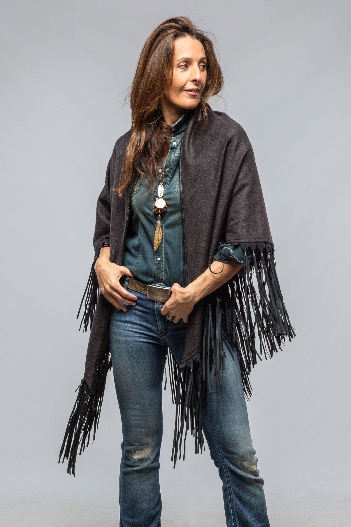 Ponderosa Reversible Cashmere Fringe Shawl In Midnight/Chocolate - AXEL'S