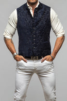 Tanner Vest In Marine - AXEL'S