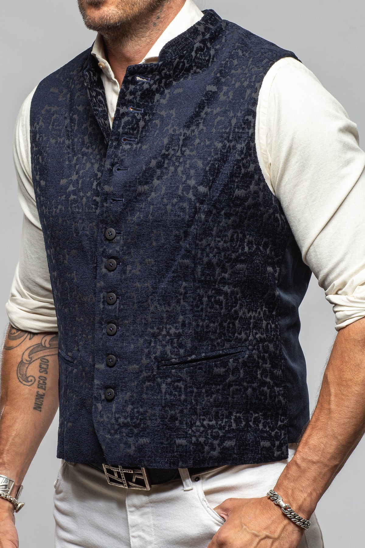 Tanner Vest In Marine - AXEL'S