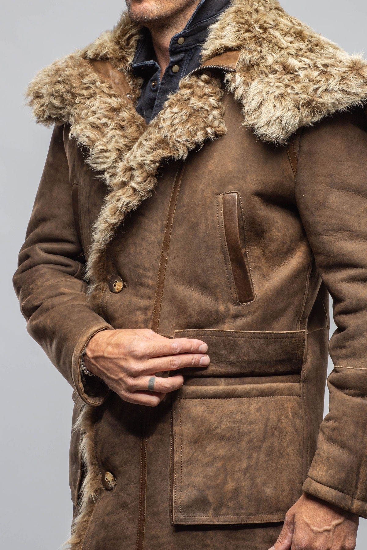 Rustic Mid length Shearling In Anticato - AXEL'S