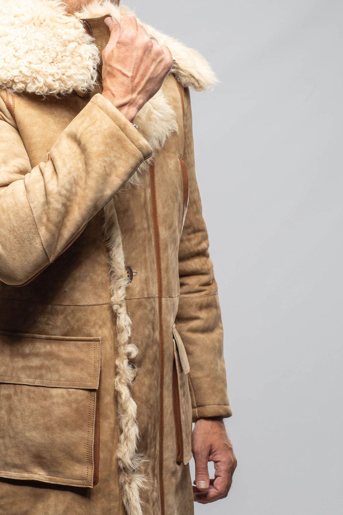 Rustic Mid length Shearling In Champagne - AXEL'S
