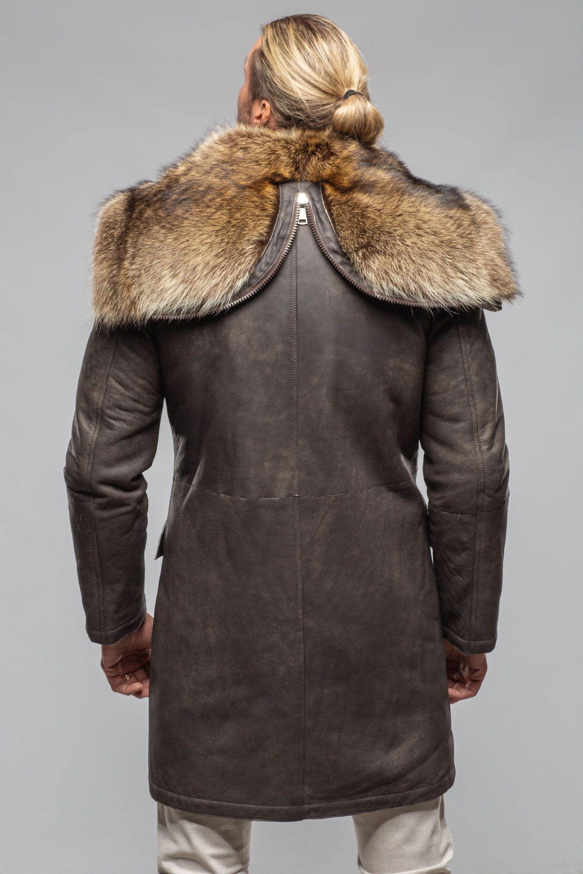 Rustic Mid length Shearling In Natural Rock - AXEL'S