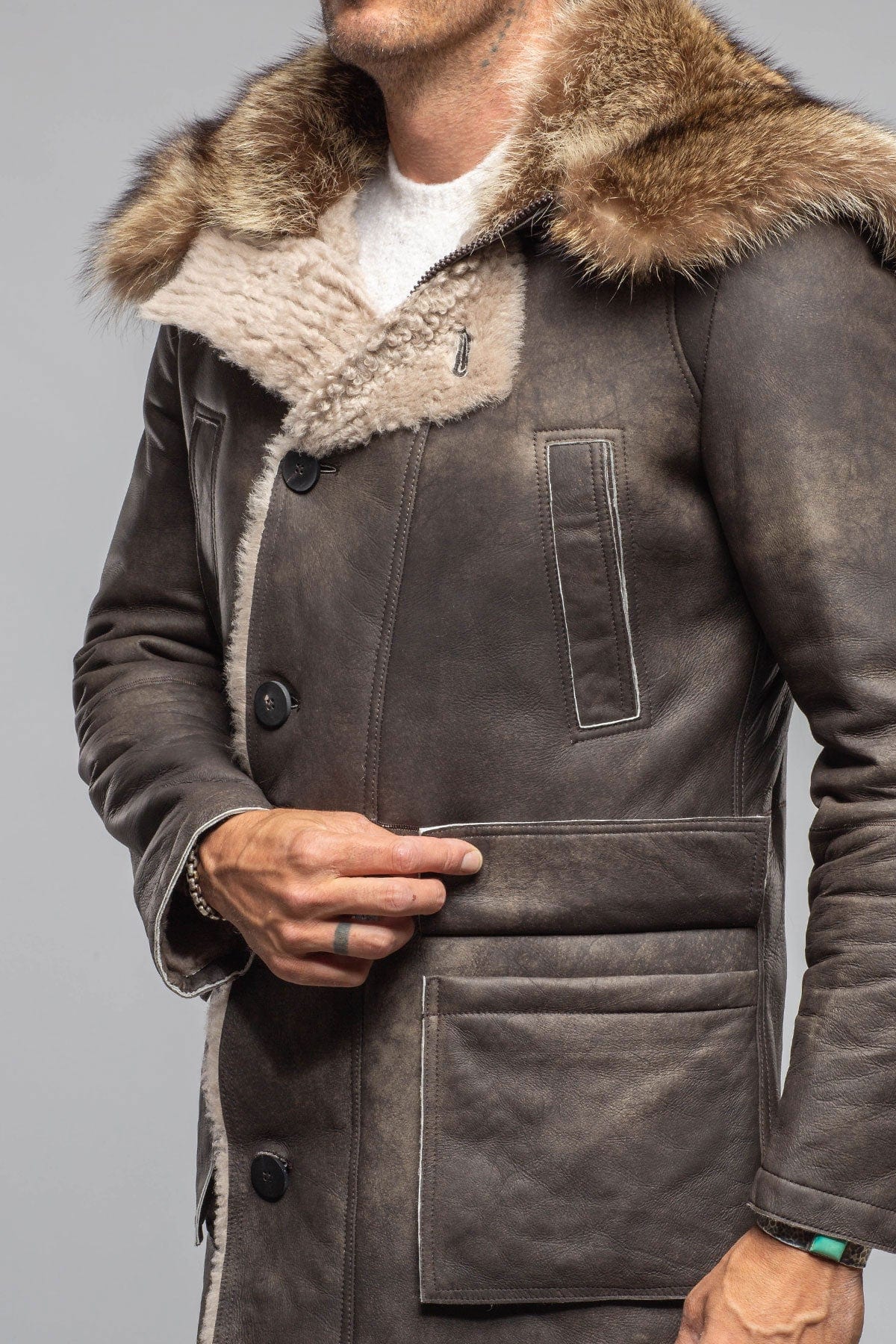 Rustic Mid length Shearling In Natural Rock - AXEL'S