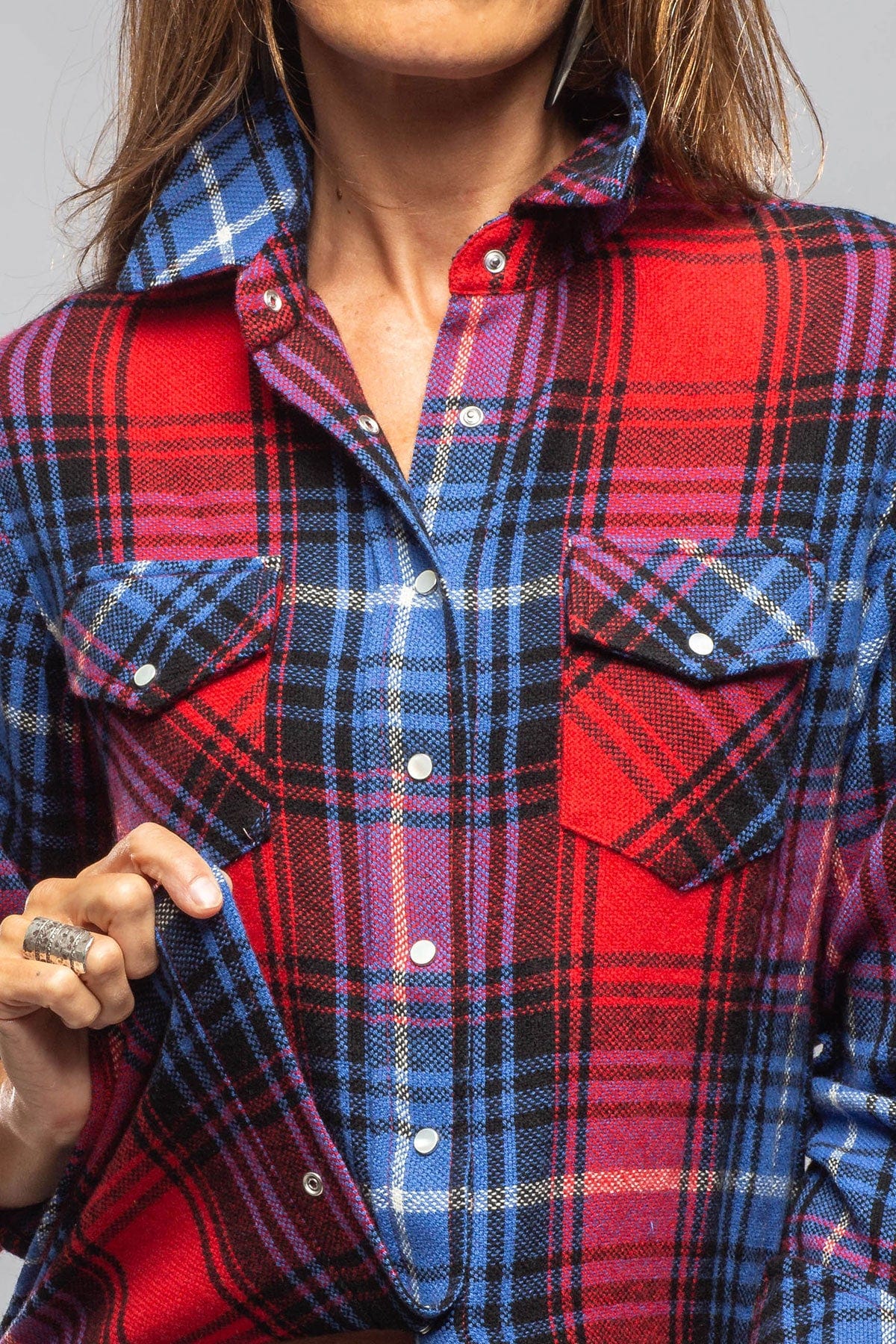 Richard Grand | Fireside Cashmere Flannel Snap Shirt In Red Cobalt