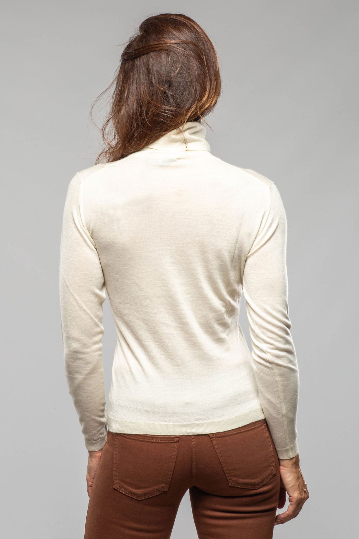Richard Grand Rocio Cashmere Silk Turtleneck Top Ladies - Tops