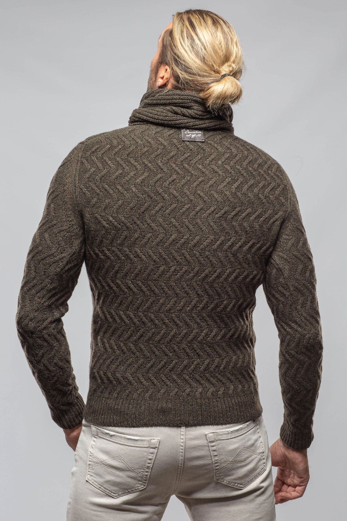Jacob Cashmere Turtleneck In Moss - AXEL'S