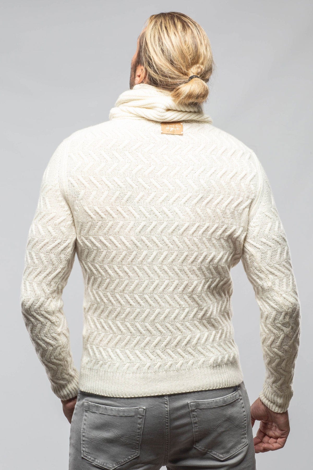 Robert Comstock Jacob Cashmere Turtleneck In White | Mens - Sweaters