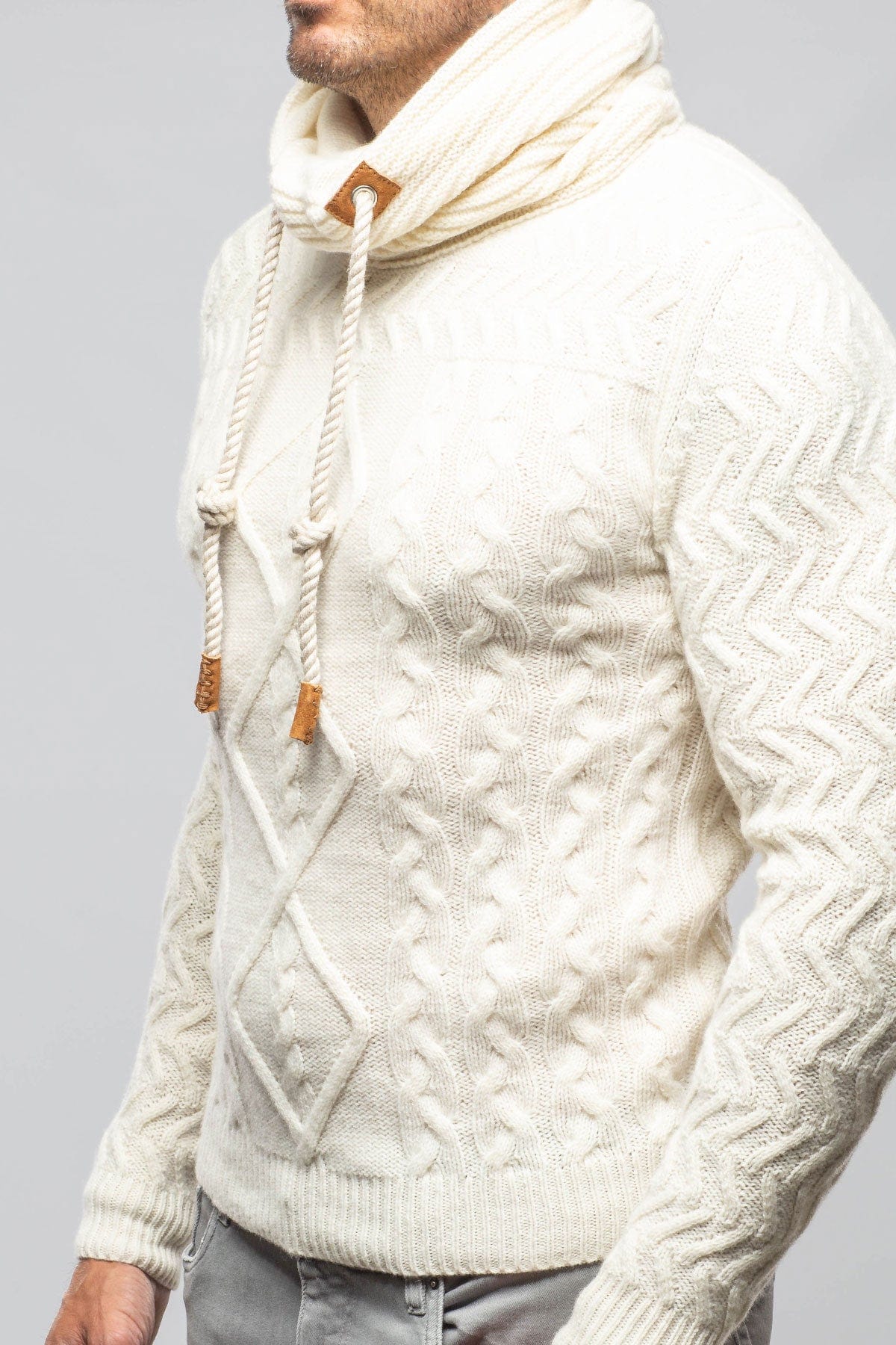Robert Comstock Jacob Cashmere Turtleneck In White | Mens - Sweaters