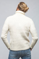 Robert Comstock Jacob Cashmere Turtleneck In White | Mens - Sweaters