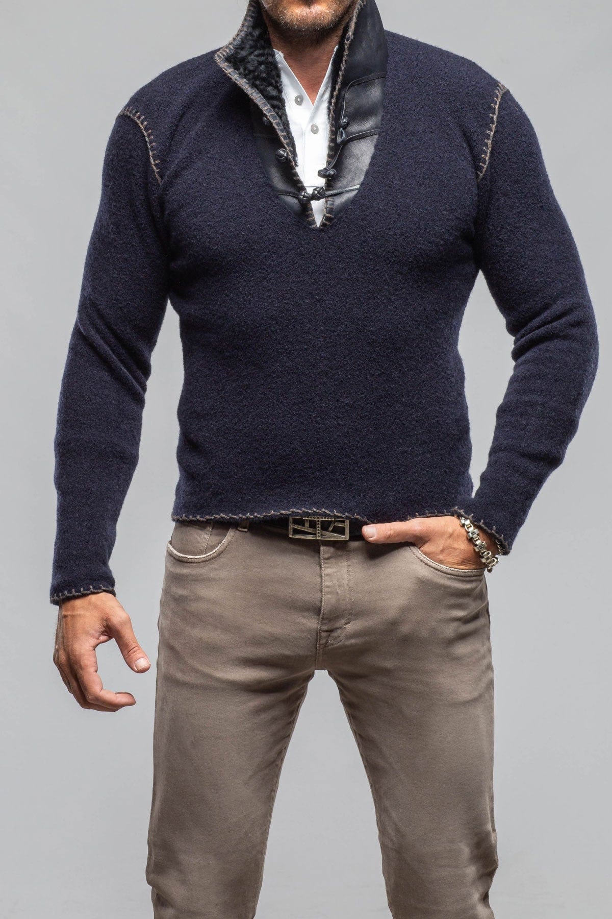 Saint Cashmere Shearling Sweater In Navy - AXEL'S