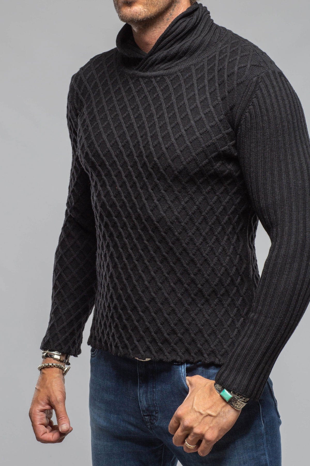 Robert Comstock | Sonora Stitch Cross Sweater In Black | Axel's of