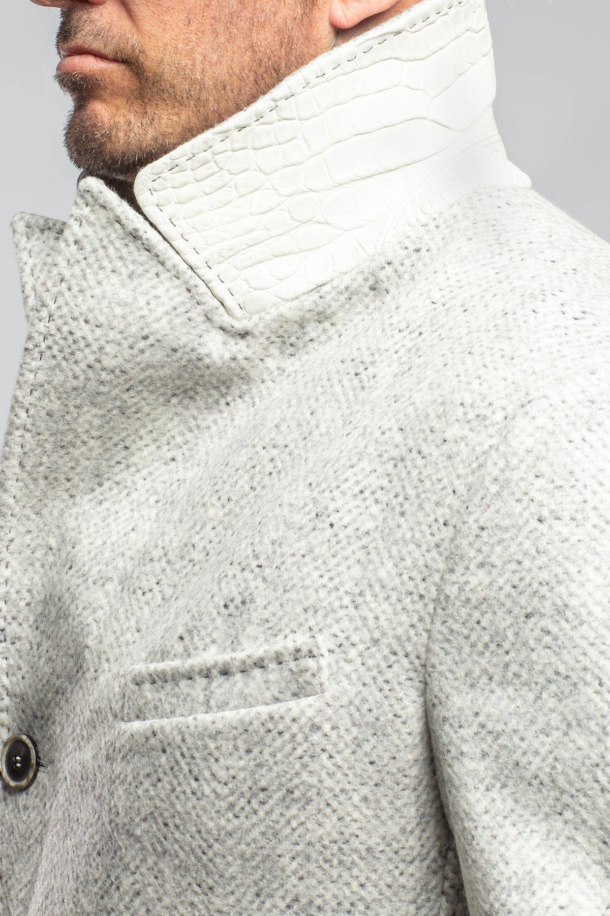 Tasman II Topcoat With Croc Trim In Ash - AXEL'S