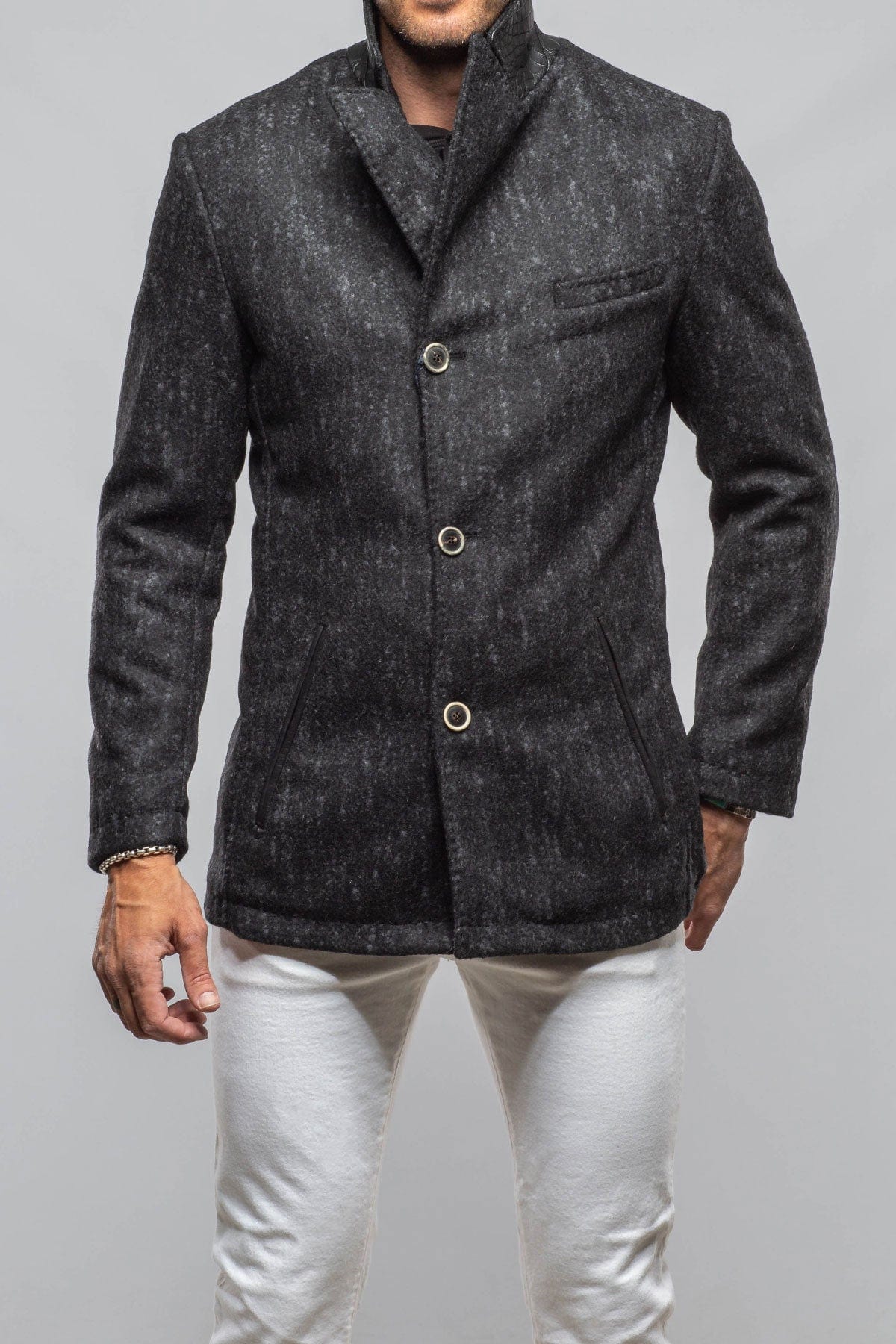 Tasman II Topcoat With Croc Trim In Graphite - AXEL'S