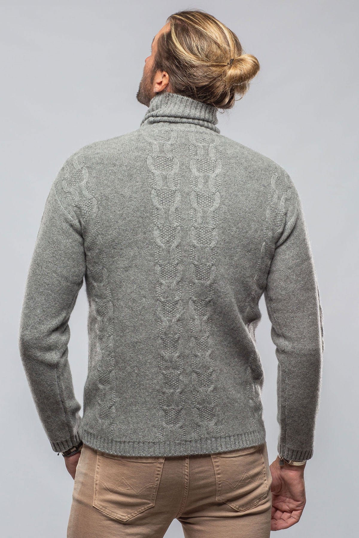 Thomas Cashmere Cable Sweater in Grey - AXEL'S